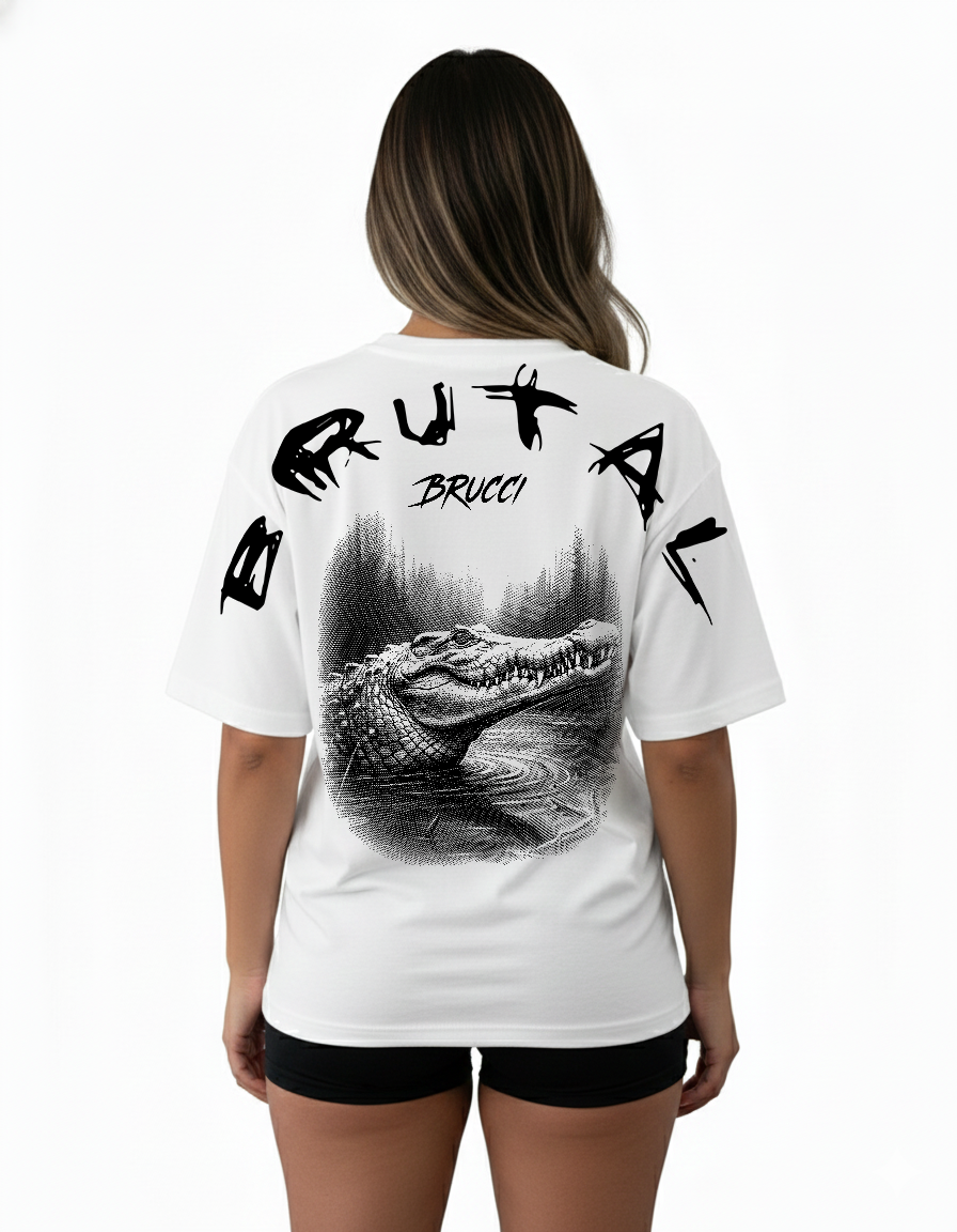 Camiseta Oversized Brucci Brutal animals Crocodilo no Pantano